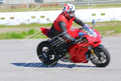 media/Jan-20-2023-Fastrack Riders (Fri) [[f2ad32aba3]]/Level 1/session 3 turn 9/